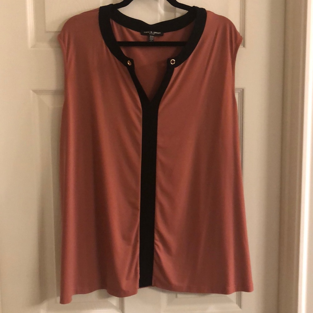 Pink black sleeveless blouse